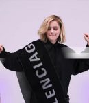 Kiernan_Shipka_Plays_a_Game_of_Witch_Trivia___Which_Witch___Who_What_Wear_037.jpg